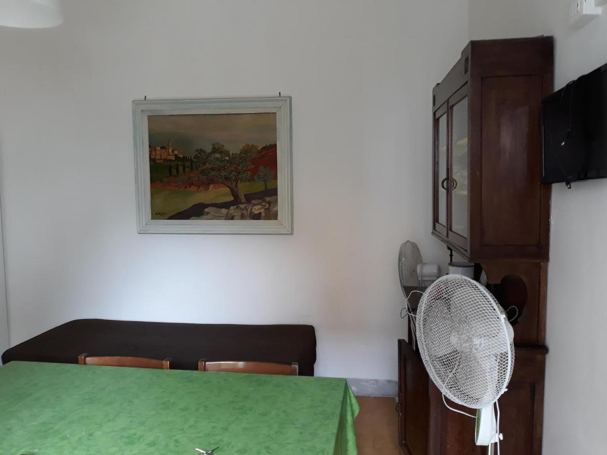 Appartamenti Gloria Marina Di Pisa Bagian luar foto